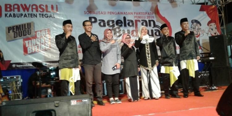 Lewat Pagelaran Seni Budaya, Bawaslu Ajak Warga Awasi Pemilu