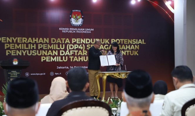 Bawaslu Awasi Penyerahan DP4 Dalam dan Luar Negeri ke KPU