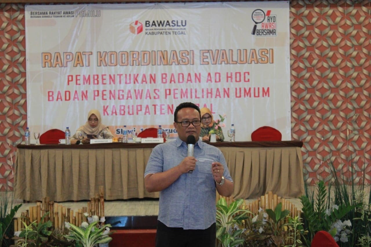 BAWASLU KABUPATEN TEGAL GELAR RAKOR EVALUASI PEMBENTUKAN PKD 