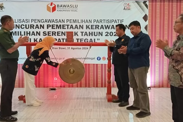 Peluncuran pemetaan Kerawanan Pemilihan Serentak 2024 dan Sosialisasi Pengawasan Pemilihan Partisipatif. Bawaslu Kabupaten Tegal (Dwi Ariadi/AyoTegal)