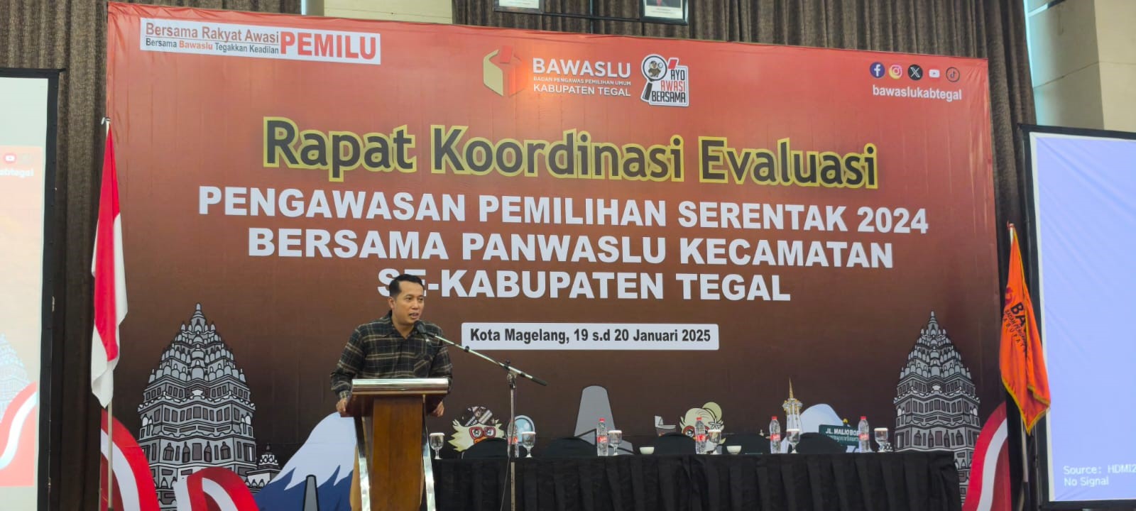 Bawaslu Gelar Rapat Koordinasi Evaluasi Panwaslucam se-Kabupaten Tegal Dalam Pemilihan Serentak 2024.