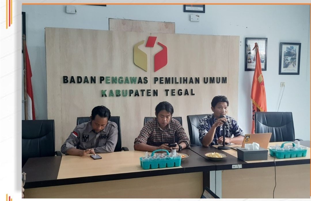 Bawaslu Kabupaten Tegal Adakan Rapat Kajian Produk Hukum Pada Pengawasan Tahapan Pencalonan Pemilihan Umum Tahun 2024