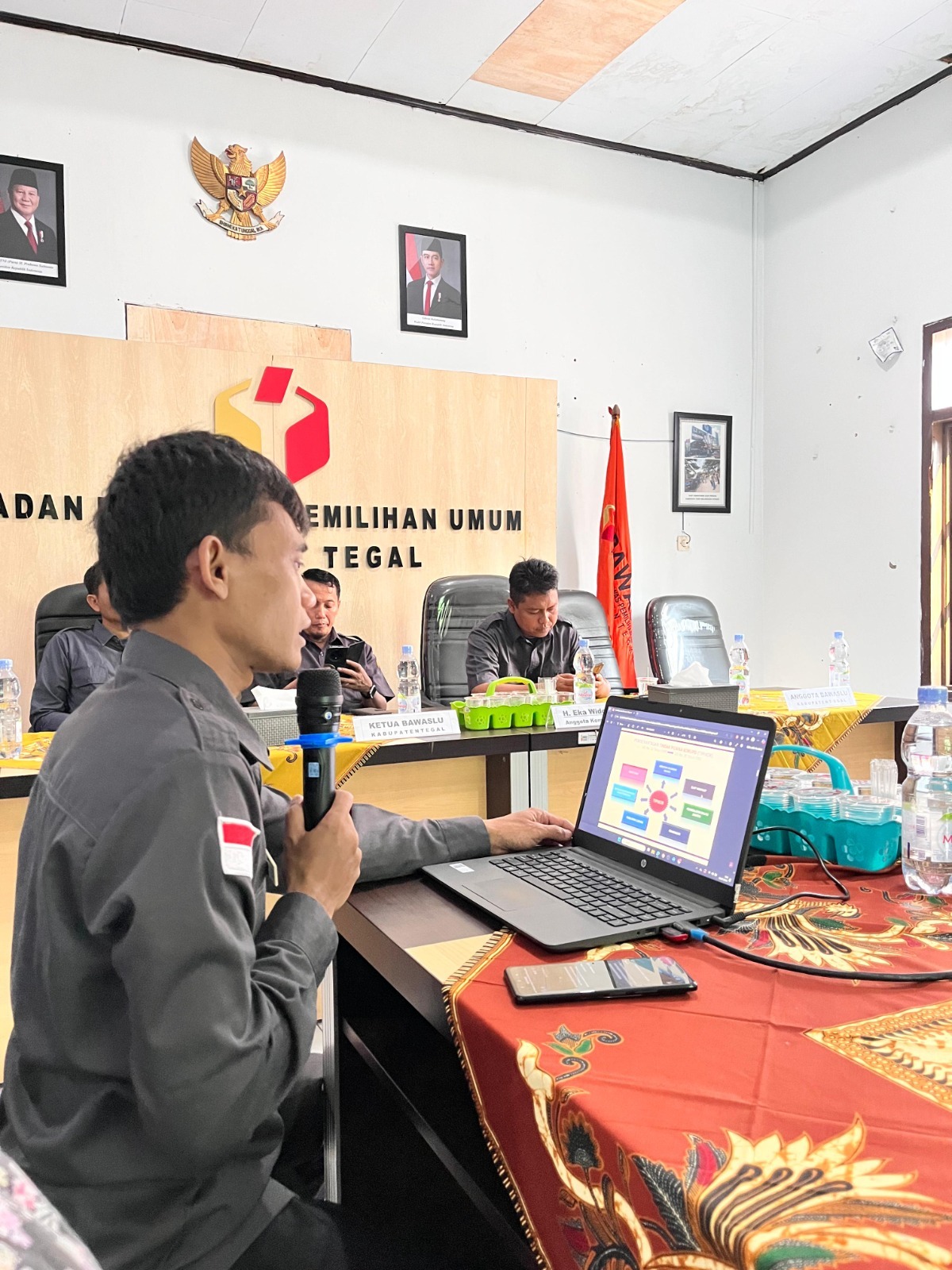 Sosialisasi Gratifikasi dan Benturan Kepentingan di Bawaslu Kabupaten Tegal 