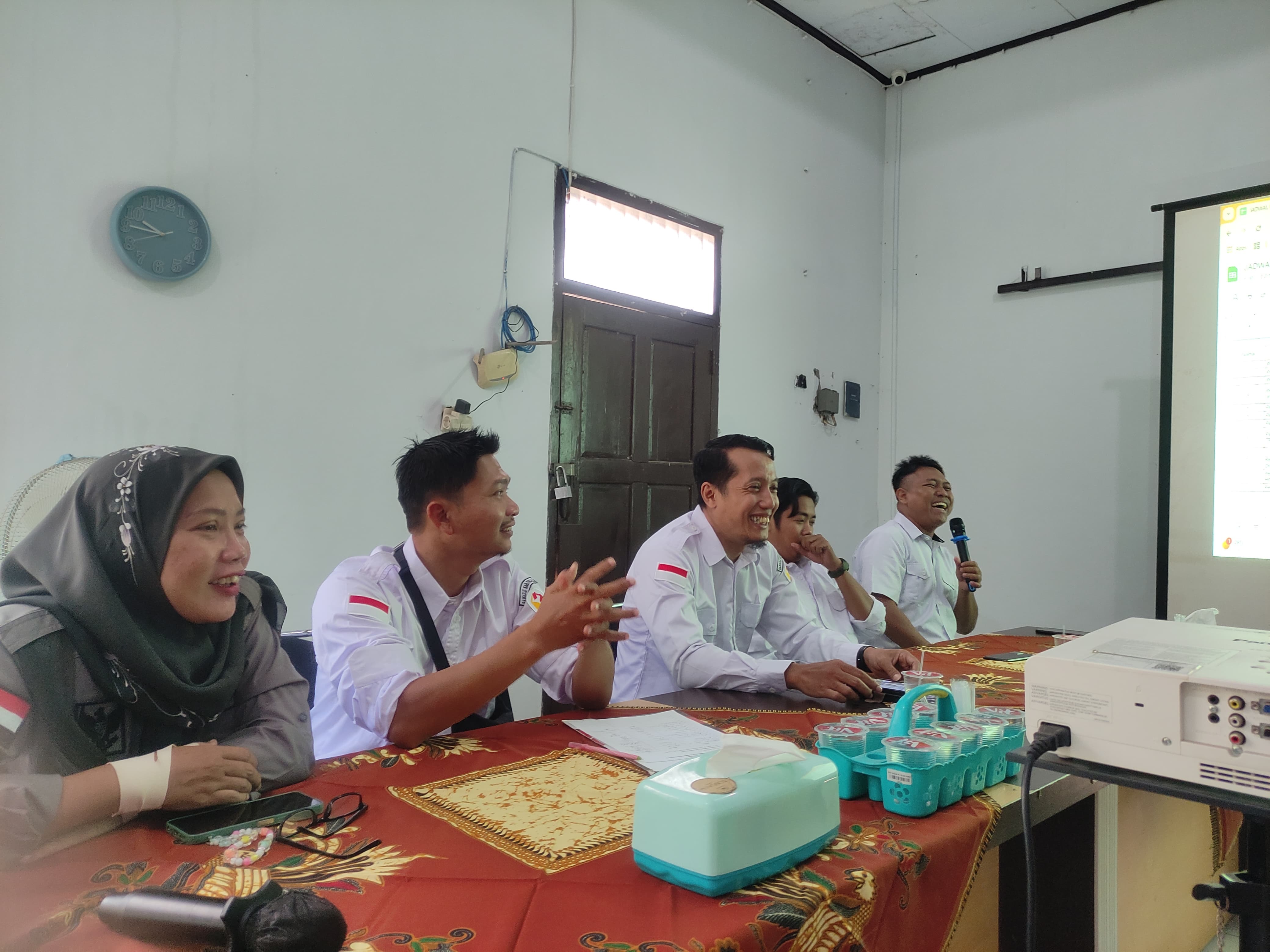 Bawaslu Kabupaten Tegal Gelar Rapat Pleno Tindak Lanjut Produksi Konten Kehumasan