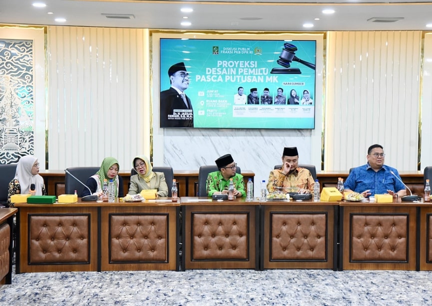 Ketua Bawaslu Rahmat Bagja dalam Diskusi Publik Fraksi PKB bertema Proyeksi Desain Pemilu Pasca Putusan MK, di Ruang BAKN, Gedung Nusantara II DPR RI, Jakarta, Jumat (4/7/2025).