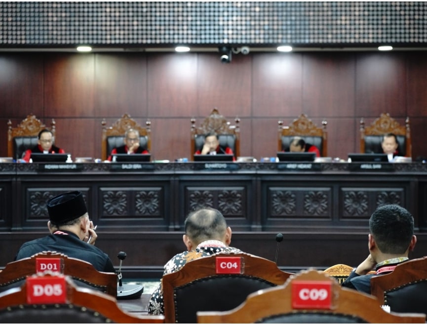 Suasana sidang Perselisihan Hasil Pemilihan Umum (PHPU) Wali Kota Palopo dan PHPU Mahakam Ulu di Gedung Mahkamah Konstitusi, Selasa, (8/7/2025)./Foto: Publikasi dan Pemberitaan Bawaslu