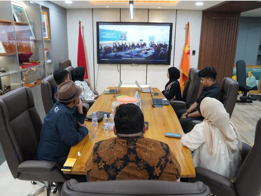 Ketua Bawaslu Rahmat Bagja saat menerima audiensi dari Institut Hijau Indonesia (IHI) di Gedung Bawaslu, Senin (22/7/2025)/Foto: Publikasi dan Pemberitaan Bawaslu