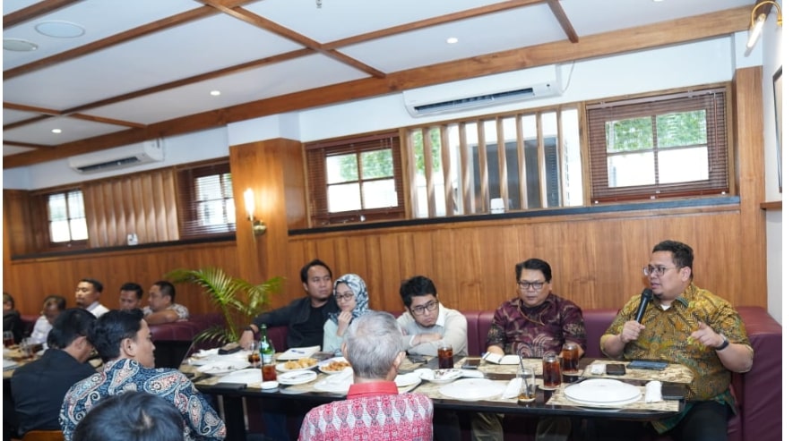 Ketua Bawaslu Rahmat Bagja saat berdiskusi dalam FGD Penyelenggara Pemilu: Suara Penyelenggara untuk perbaikan UU Pemilu di Jakarta, Kamis (4/7/2025)/Foto: Publikasi dan Pemberitaan Bawaslu