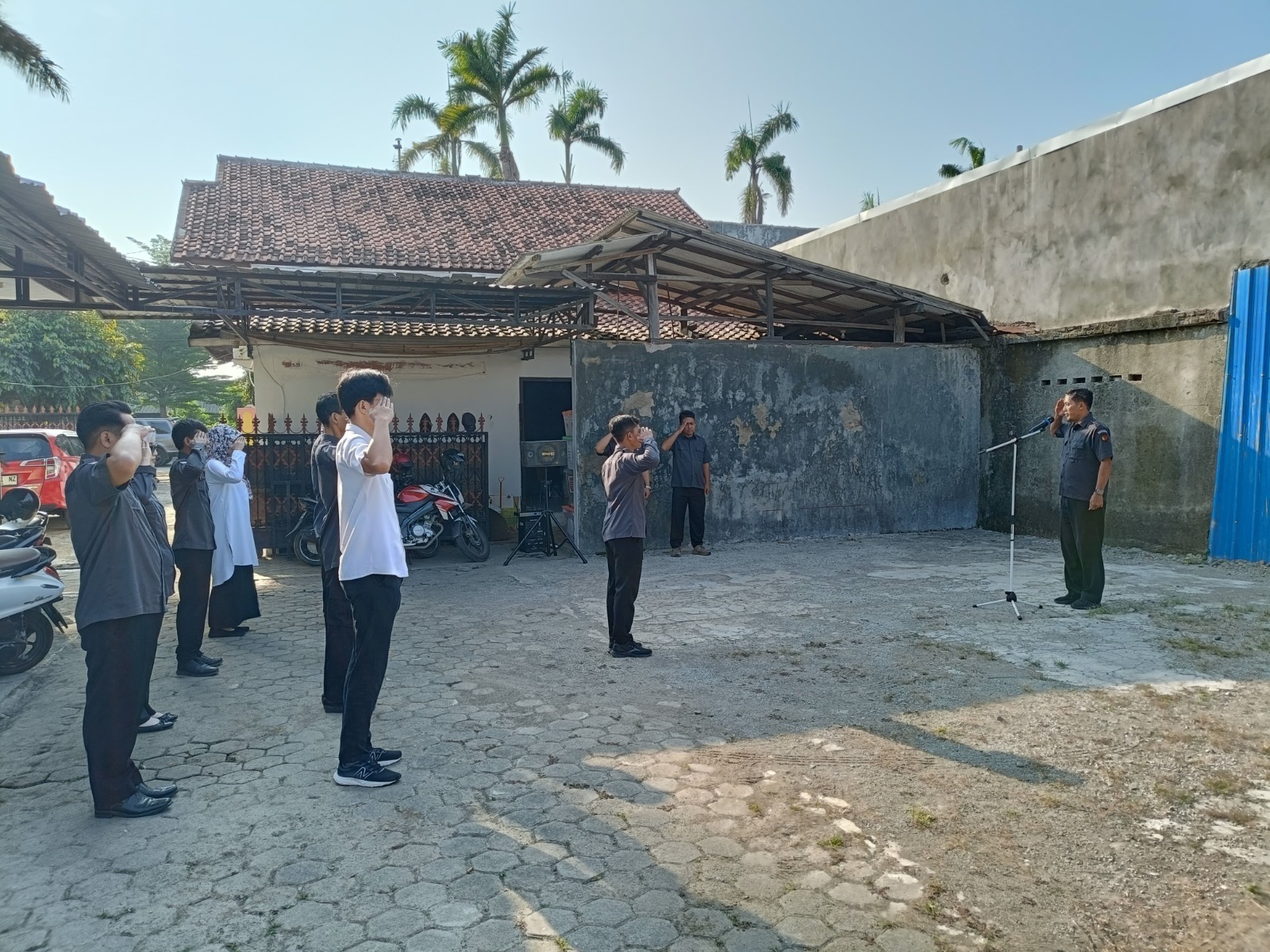 Bawaslu Kabupaten Tegal Gelar Apel Pagi, Ketua Harpendi Dwi Pratiwi Tekankan Kesiapan Agenda Penting