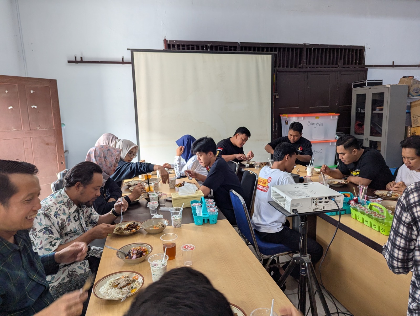 Bawaslu Kabupaten Tegal Gelar Acara Tasyakuran Pengangkatan PPPK dan CPNS