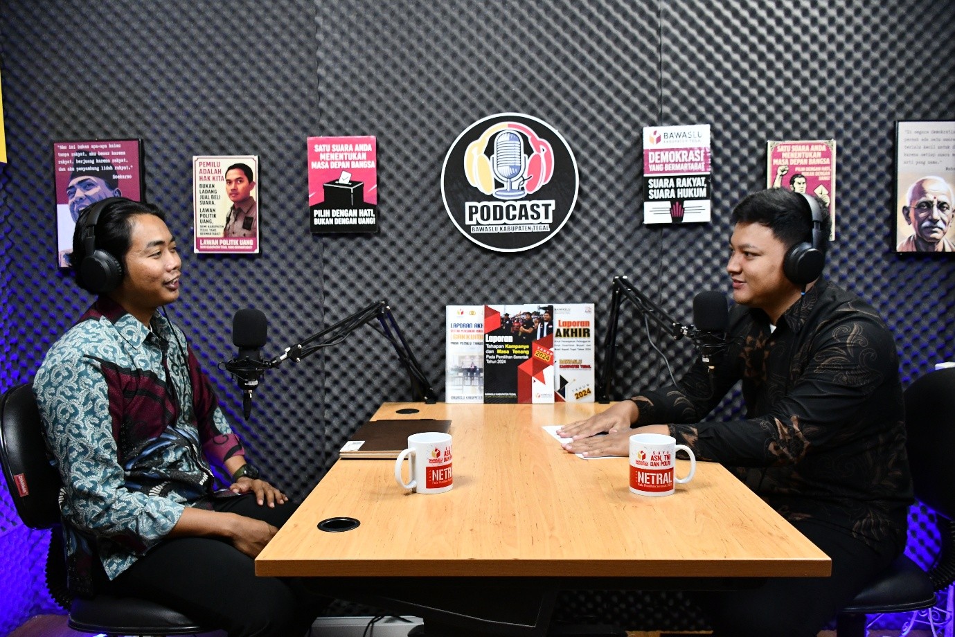 Bawaslu Kabupaten Tegal Mengulas Di Balik Layar Penanganan Pelanggaran Pemilu 2024 dalam Podcast Edukatif.