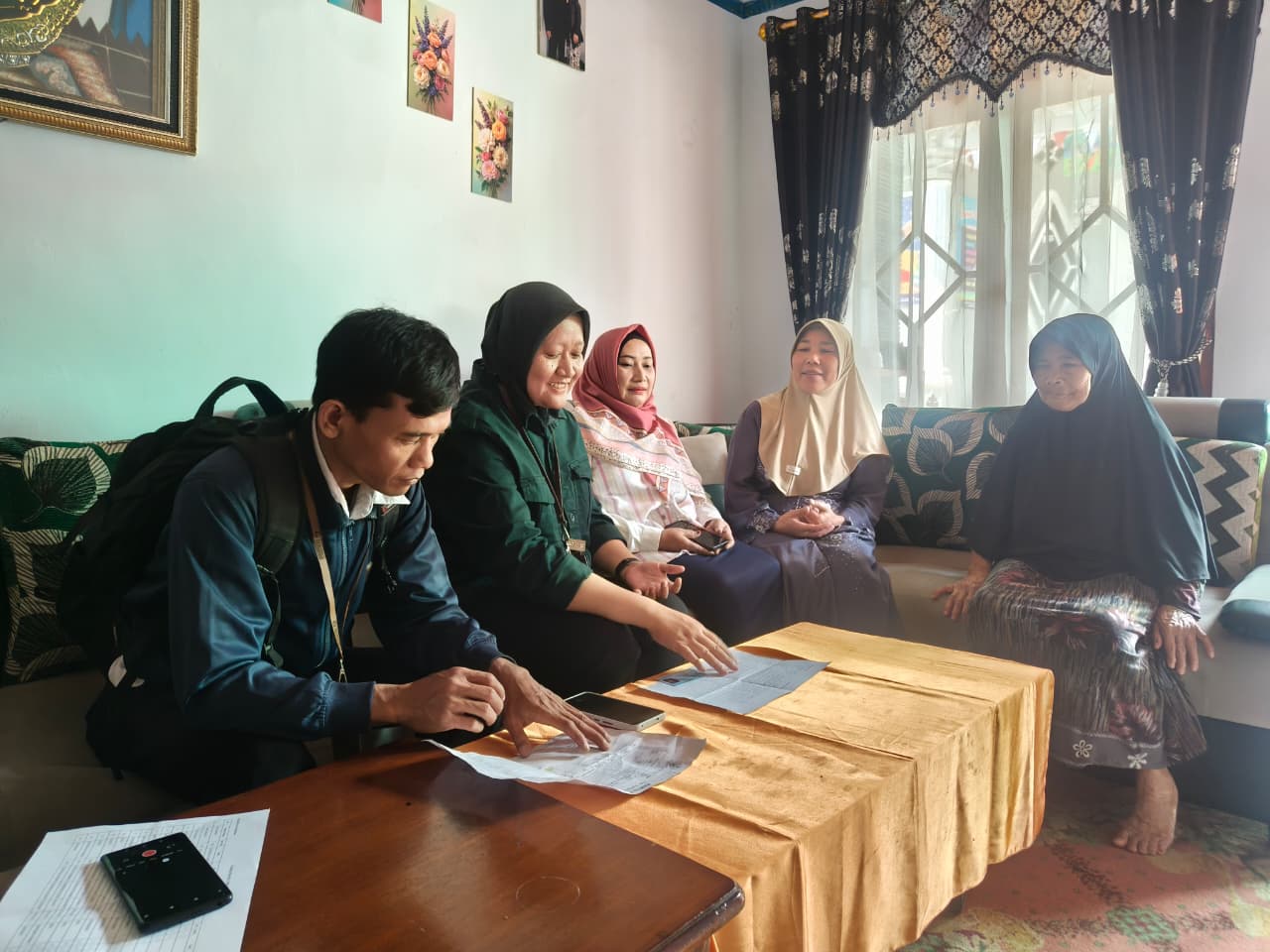 Bawaslu Kabupaten Tegal Temukan Data Pemilih Invalid Tidak Sesuai dengan Data Kependudukan Saat Pengawasan Coklit Terbatas.