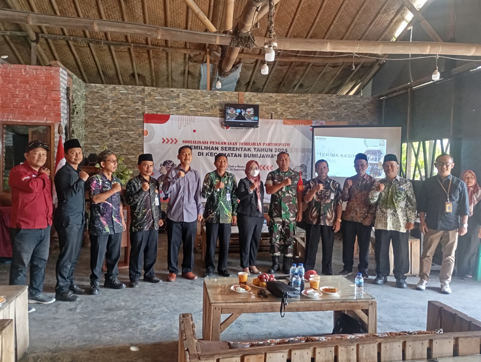 Panwaslucam Bumijawa Ajak Warga Aktif Awasi Pemilihan Serentak 2024 Lewat Sosialisasi Pengawasan Pemilihan Partisipatif