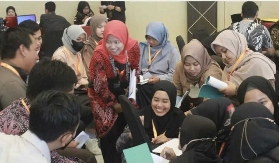 Perempuan Berdaya, Demokrasi Terjaga : Bawaslu RI Gelar SKPP di Guci