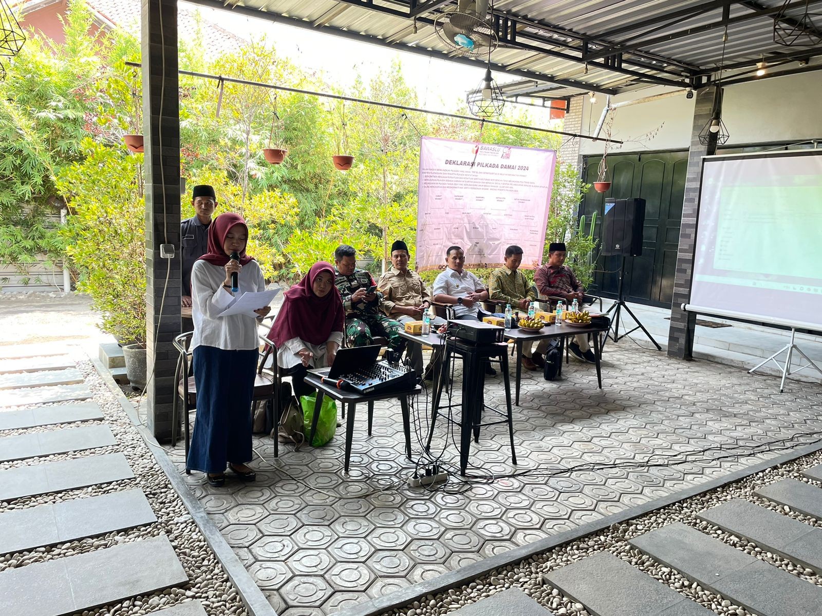 Bawaslu Kabupaten Tegal Publikasikan Sosialisasi Pengawasan Partisipatif Panwaslu Kecamatan Kramat