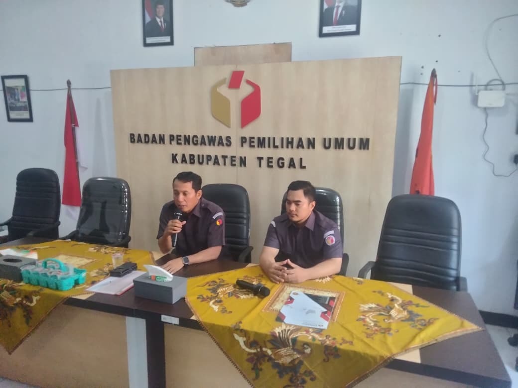 Rapat Internal Persiapan Uji Petik dan Soswatif di SMK Ma’arif NU Talang