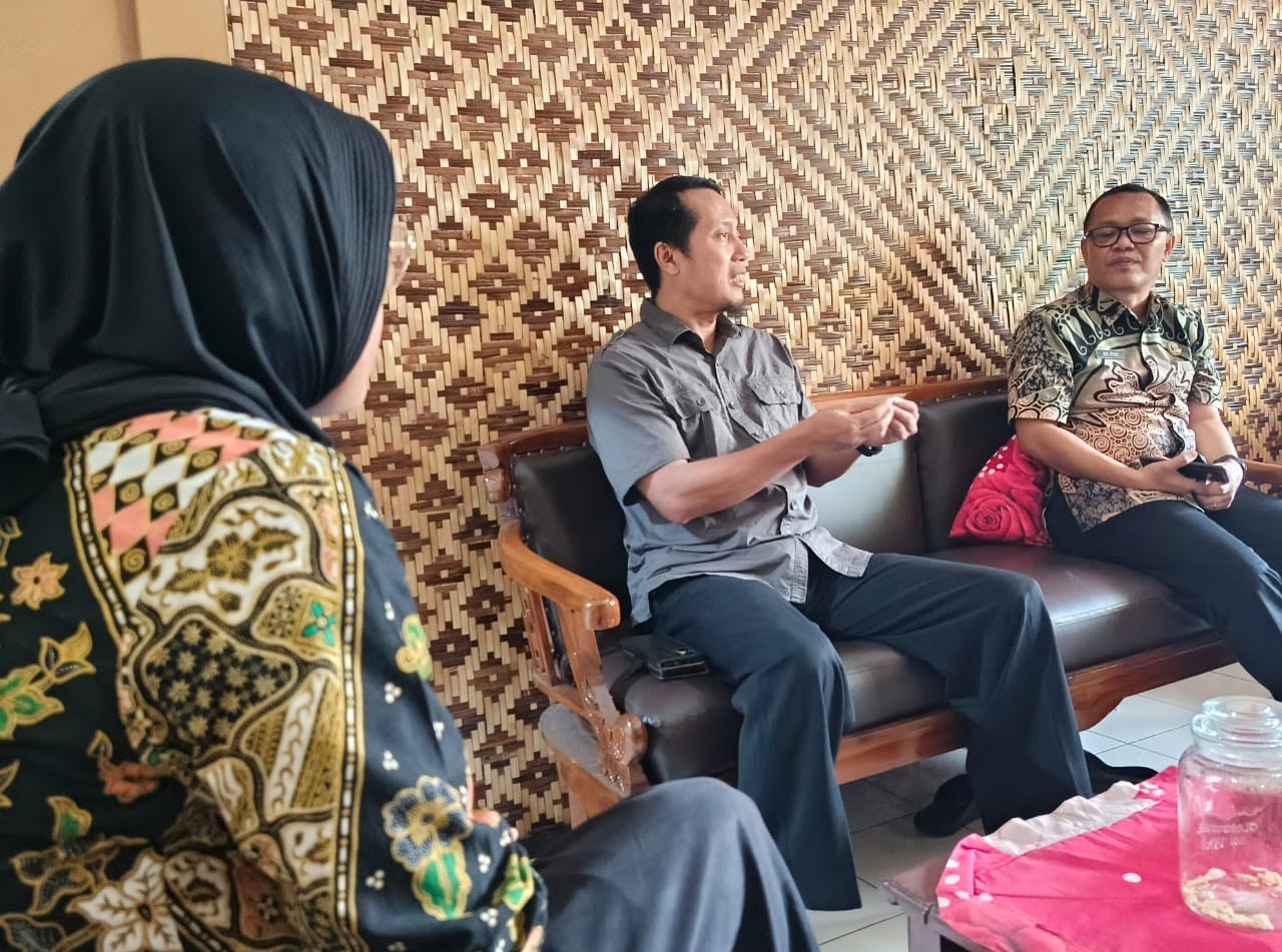Bawaslu Kabupaten Tegal Lakukan Audiensi dengan Dinas Sosial, Bahas Data Disabilitas untuk Uji Petik Pemutakhiran Data Pemilih