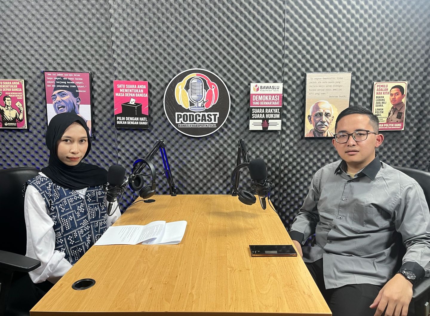 Berita Kegiatan Podcast Bawaslu Kabupaten Tegal “Generasi Pengawas: Anak Muda dan Tanggung Jawab Demokrasi”