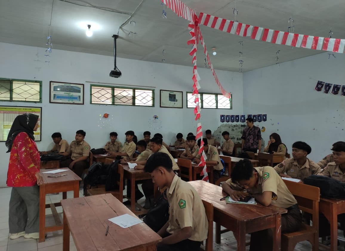 Bawaslu Kabupaten Tegal Lakukan Uji Petik Pemilih Baru di SMK Ma’arif NU Talang