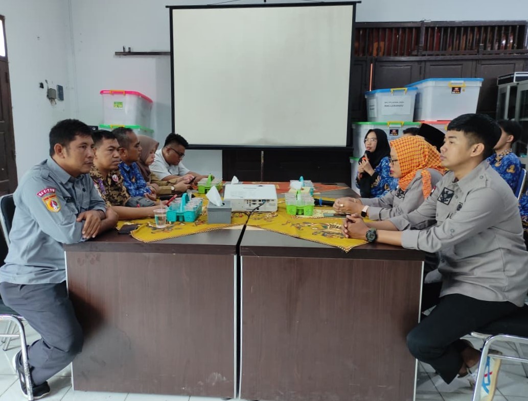 Bawaslu Kabupaten Tegal Laksanakan Audiensi dengan Kwarcab untuk Penguatan Pengawasan Partisipatif