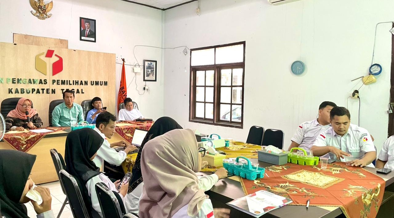 Jaga Validitas Data Pemilih, Bawaslu Kabupaten Tegal Gelar Pleno Bahas Hasil Uji Petik PPDB Triwulan IV