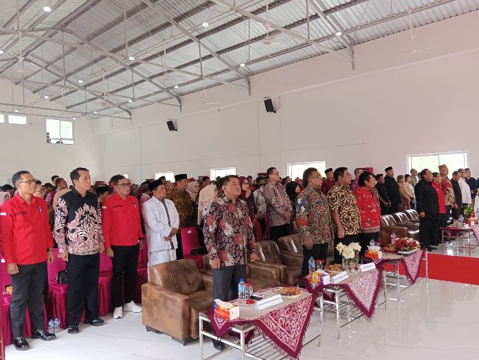 Bawaslu Kab. Tegal Hadiri Peresmian Rumah Aspirasi Harris Turino di Slawi