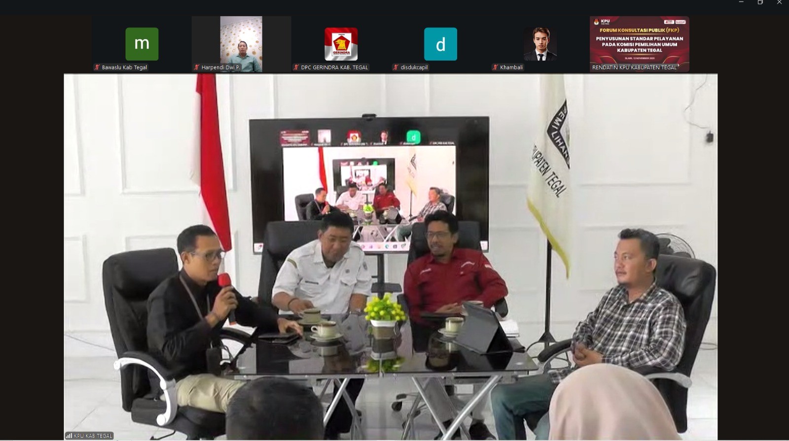 Bawaslu Kabupaten Tegal Hadiri Forum Komunikasi Publik KPU, Bahas Peningkatan Kualitas Layanan dan Akurasi Data Pemilih