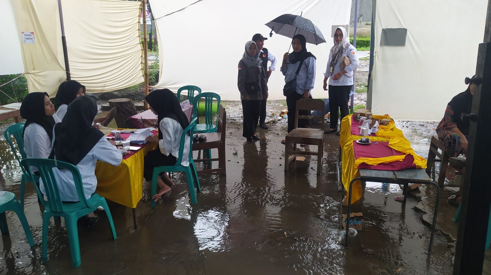 Bawaslu Kabupaten Tegal Tindaklanjuti Kejadian Khusus di TPS Banjir Saat Pemilihan Serentak 2024