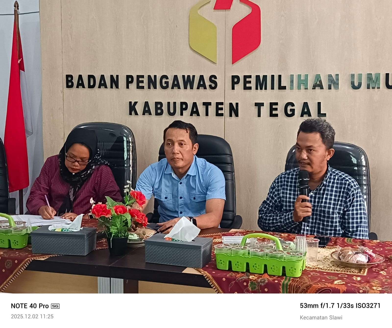 Bawaslu Kabupaten Tegal Gelar Rapat Pengawasan PDPB Triwulan IV, KPU Kabupaten Tegal Laporkan Data Pemilih Bersih dari Ganda dan TMS