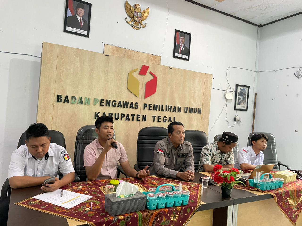 Perkuat Akuntabilitas, Bawaslu Kabupaten Tegal Matangkan Laporan Kinerja Divisi PP Datin 2025