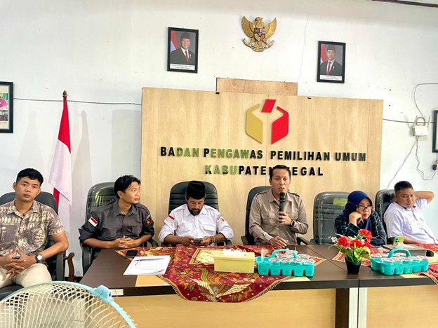 Tingkatkan Tata Kelola Informasi Hukum, Bawaslu Kabupaten Tegal Bahas Perubahan SK JDIH