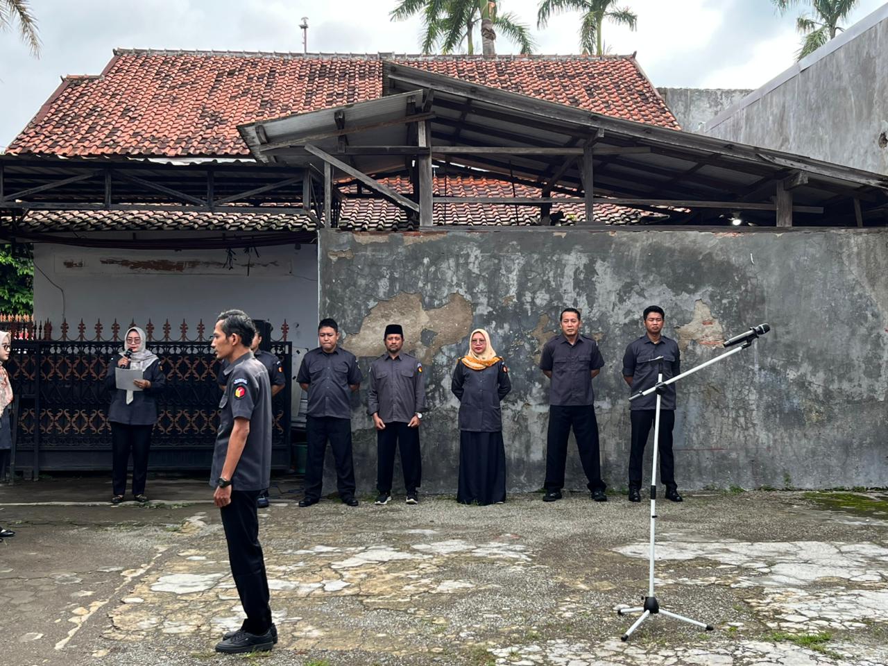 Pimpin Apel Pagi, Dedi Kusdiyanto Tekankan Kesehatan, Disiplin, dan Kesiapan Kerja