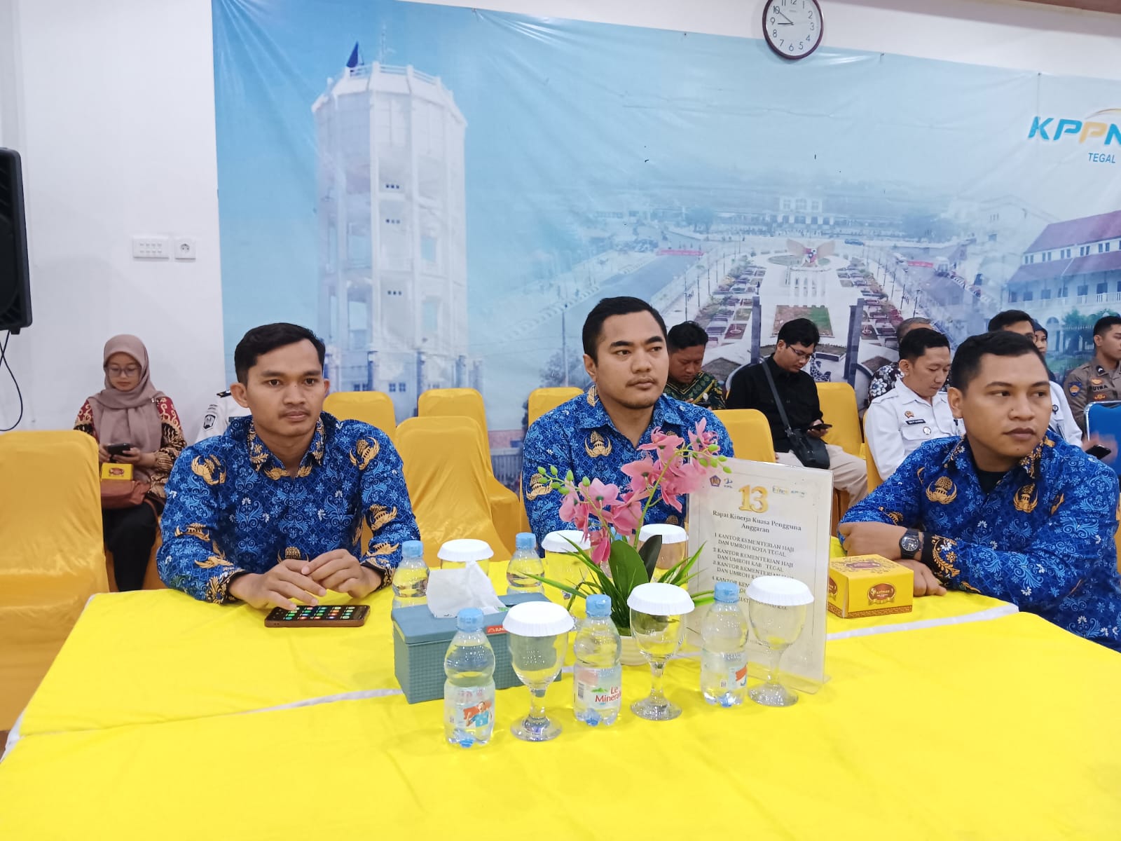 Bawaslu Kabupaten Tegal Hadiri Rapat Kinerja Pelaksanaan Anggaran TA 2026 di KPPN Tegal