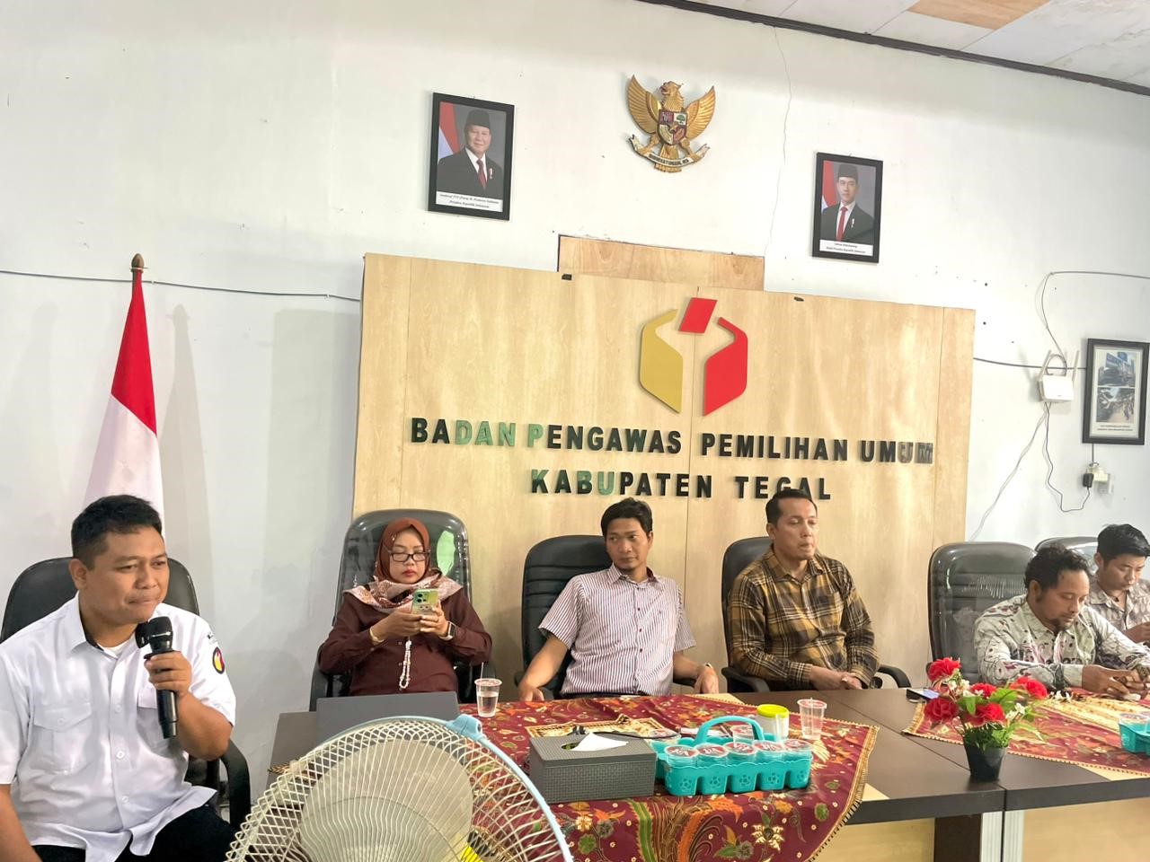 Menjaga Memori Kelembagaan, Bawaslu Kabupaten Tegal Bahas Dokumentasi Video Praktik Baik dan Capaian Kinerja