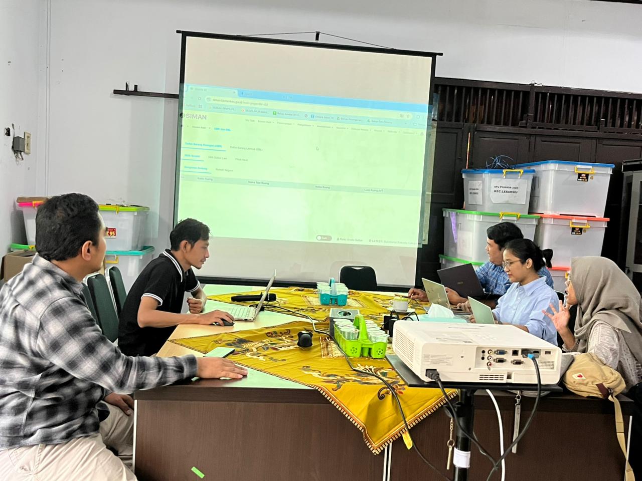 Bawaslu Kabupaten Tegal Terima Supervisi Bawaslu RI Terkait Pengelolaan Barang Milik Negara