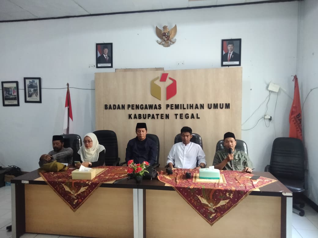 Semarak Puncak Ngabuburit Pengawasan, Achmad Marzuki Ajak Perkuat Komitmen Jaga Demokrasi