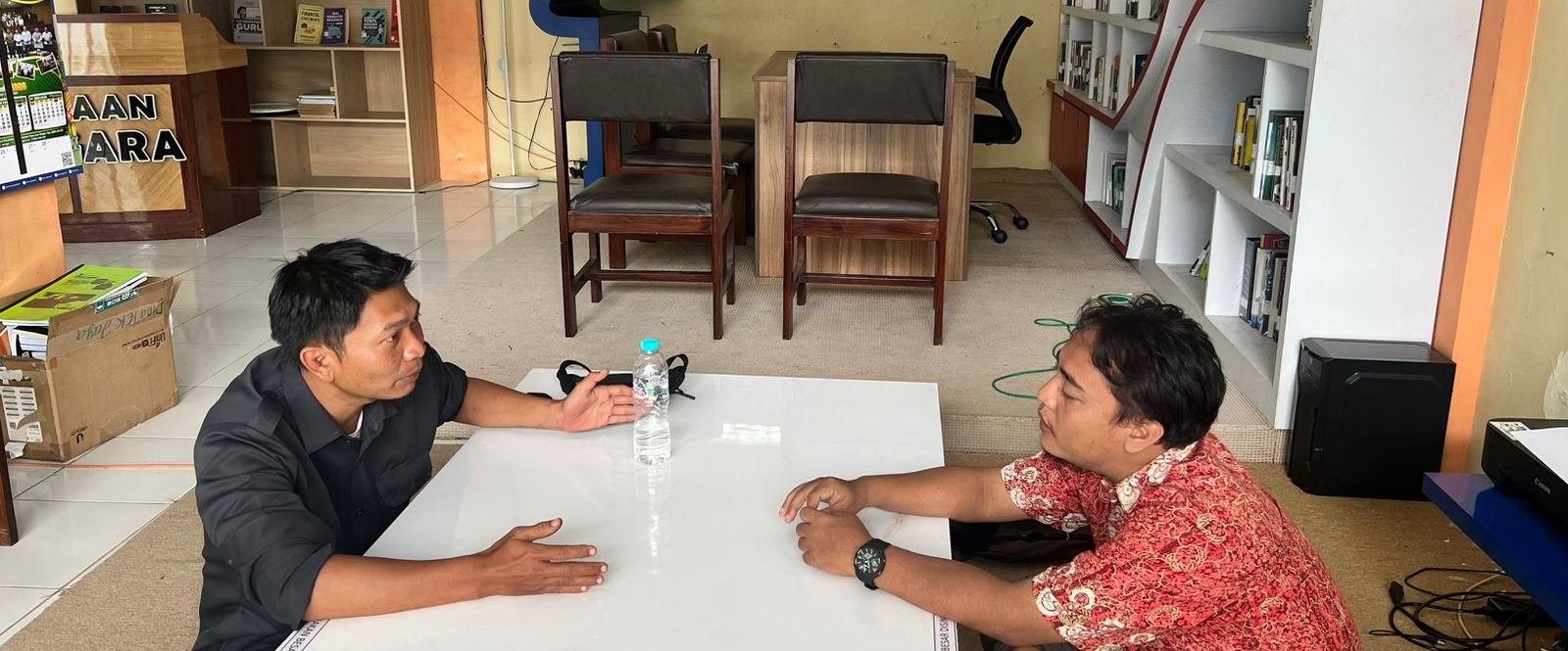 Bawaslu Kabupaten Tegal dan Akademisi Perkuat Benteng Ideologi Lawan Politik Uang di Kampus IBN Slawi