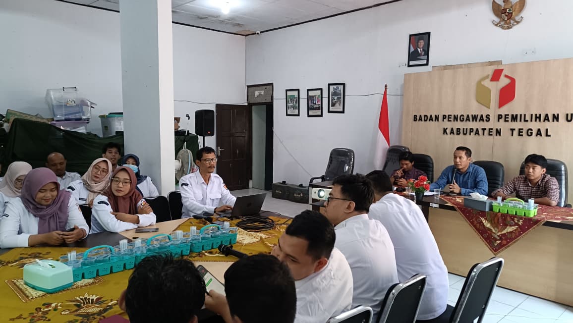 Siapkan Kelas Sengketa Pemilu, Bawaslu Kabupaten Tegal Gelar Rapat Pleno