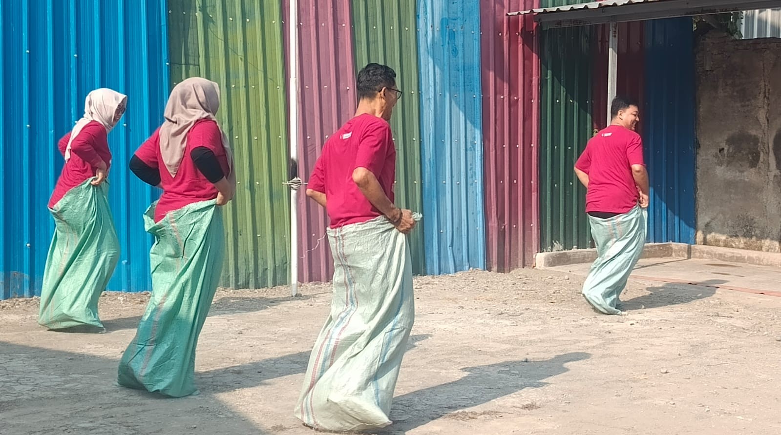Bukan Sekadar Lomba, Bawaslu Kab.Tegal Eratkan Kebersamaan Lewat Semangat Kemerdekaan