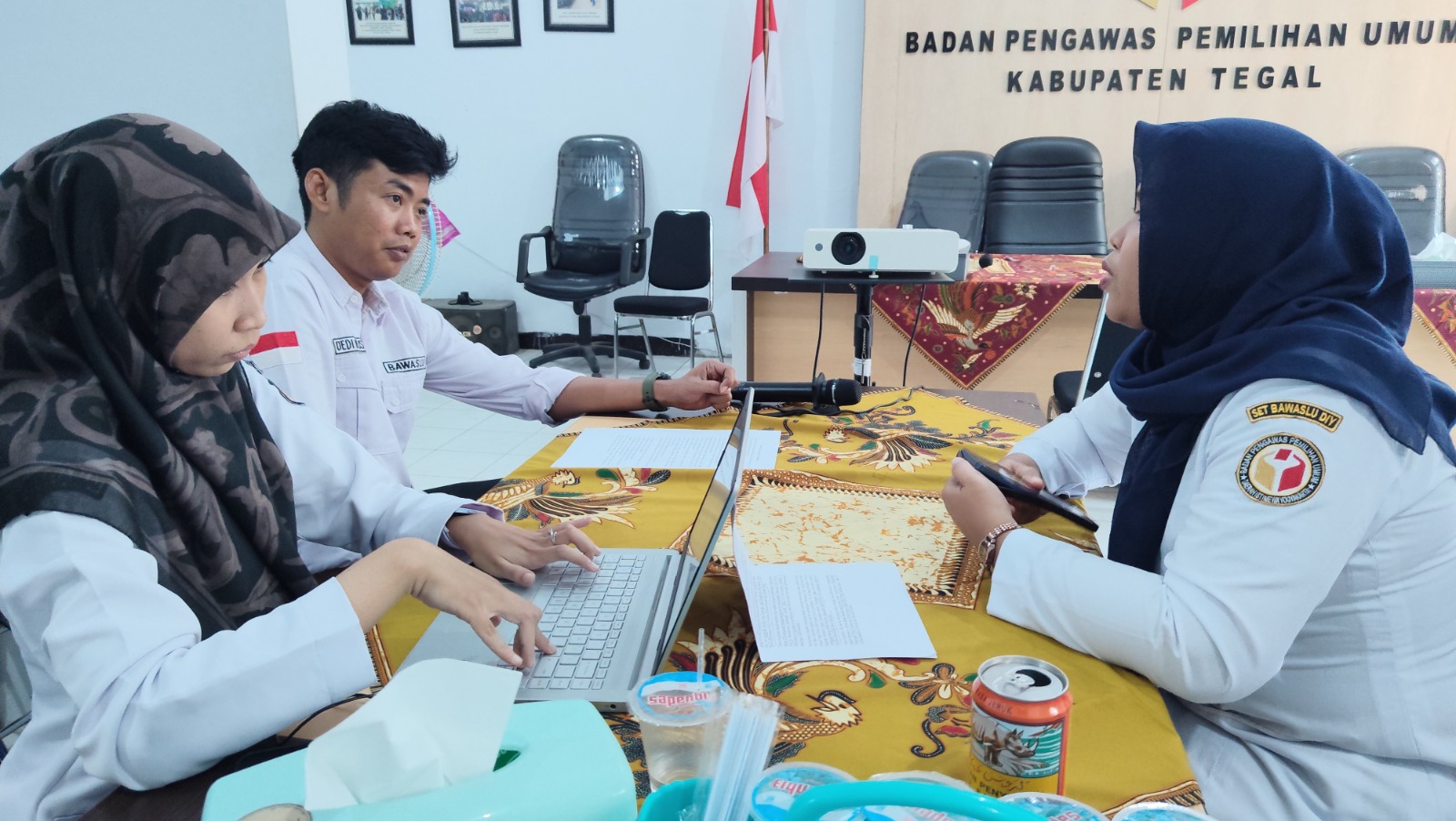 Tak Sekadar Teori, Bawaslu Kabupaten Tegal Praktik Langsung Teknik Klarifikasi Dugaan Tindak Pidana Pemilu