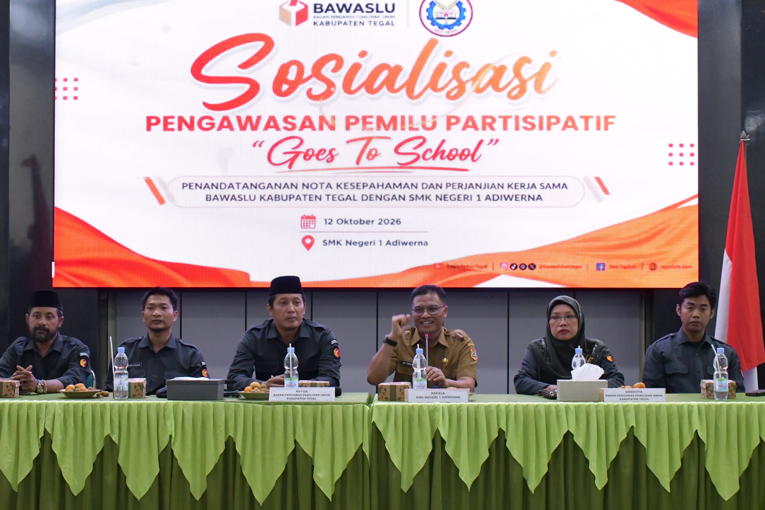 Bawaslu Tegal Sambangi SMK Negeri 1 Adiwerna, Siswa Diajak Jadi Pengawas Pemilu! Ini Pesan Pentingnya