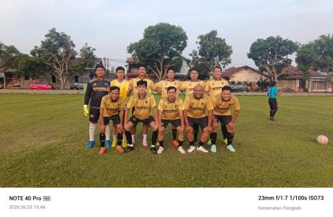Friendly Match Pererat Soliditas dan Silaturahmi Bawaslu Kabupaten Tegal dengan Perangkat Desa Kecamatan Pangkah