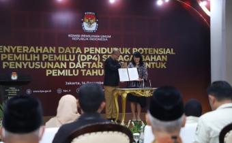 Bawaslu Awasi Penyerahan DP4 Dalam dan Luar Negeri ke KPU