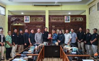 Audiensi Bawaslu Kabupaten Tegal dengan Komisi 1 DPRD Kabupaten Tegal.