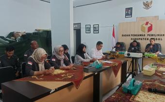 Kepala Sekretariat Bawaslu Kabupaten Tegal Tegaskan Jaga Disiplin PPPK & Konten Humas Harus Proporsional