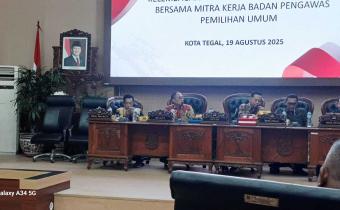 Bawaslu Harus Jadi Pekerja Demokrasi, Bukan Sekedar Pekerja Pemilu