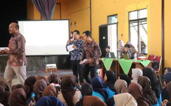 Bawaslu Kabupaten Tegal Lakukan Uji Petik Pemilih Pemula di SMAN 1 Balapulang