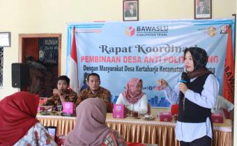 Bawaslu Kabupaten Tegal Gelar Sosialisasi Pengawasan Pemilu Partisipatif “Desa Anti Politik Uang” di Desa Kertaharja Kecamatan Pagerbarang.