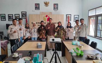 Perkuat Peran Akademisi, Bawaslu Tegal Terima Audiensi HIMAJIP UNAS Jakarta