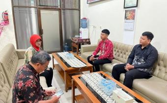 Bangun Kesadaran Demokrasi Sejak Dini, Bawaslu Kabupaten Tegal Audiensi dengan SMAN 1 Kramat